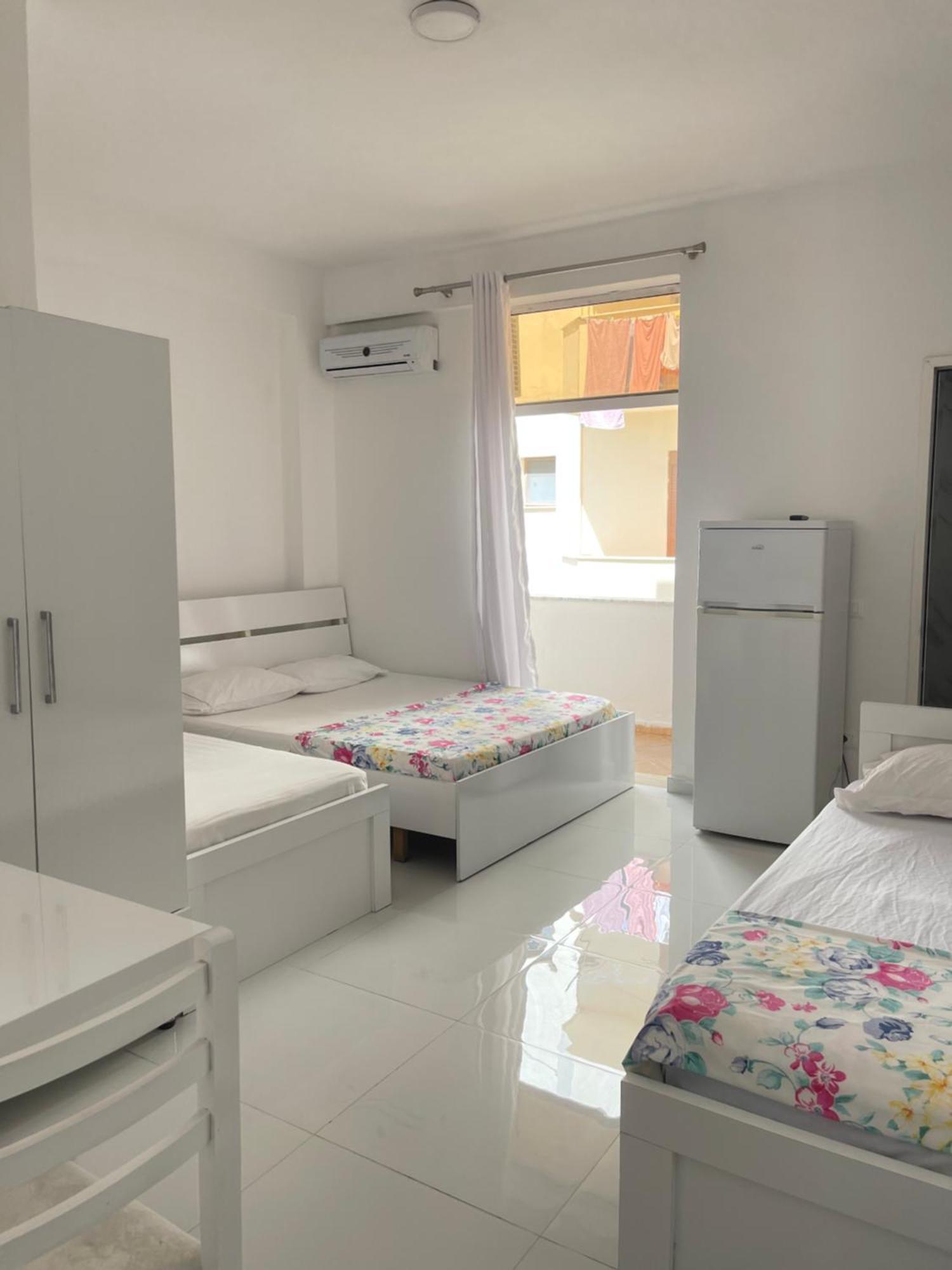 Rai Rooms Durrës Zewnętrze zdjęcie